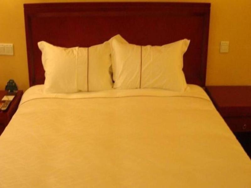 Greentree Inn Jiangsu Huaian Chuzhou Avenue Business Hotel Хуайань Экстерьер фото